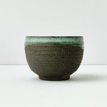 Load image into Gallery viewer, HANAE | Black Mikaga Kinyou Chawan