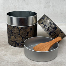 Load image into Gallery viewer, Matcha Canister with Strainer - KIKU
